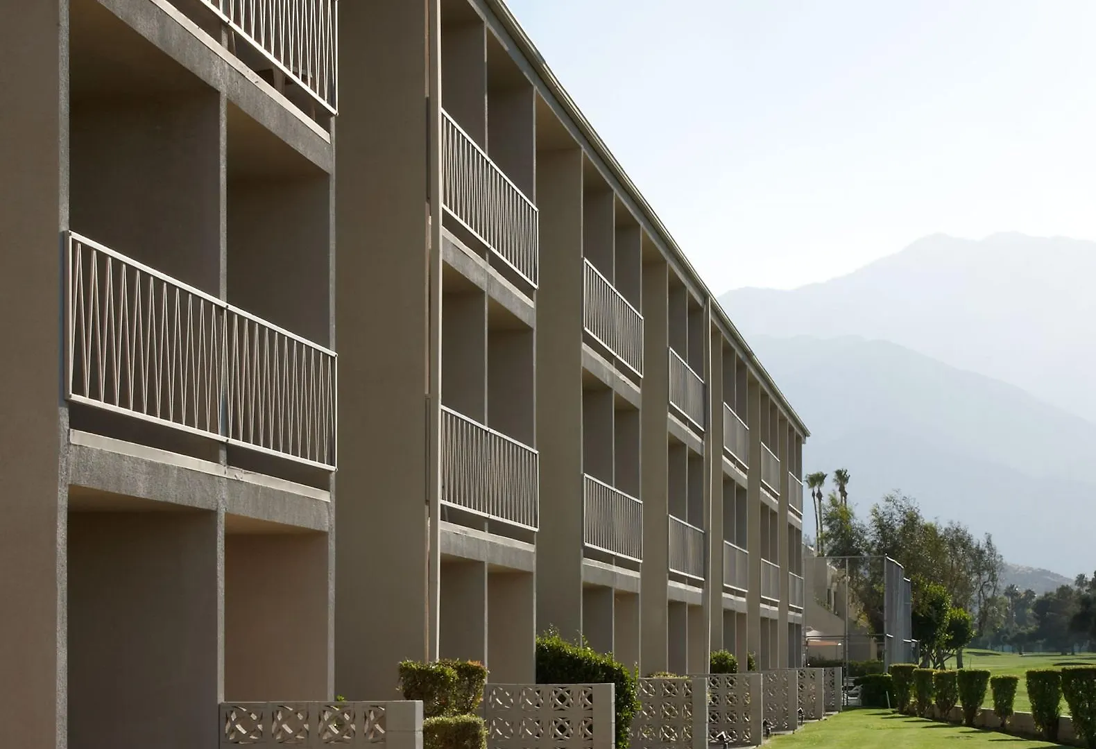 Worldmark Palm Springs - Plaza Resort And Spa 3*,